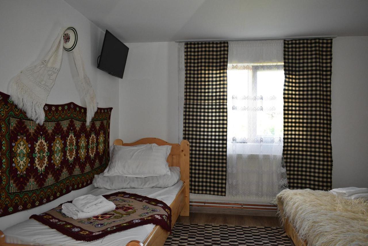 Casa Vladicu Hotell Breb Eksteriør bilde