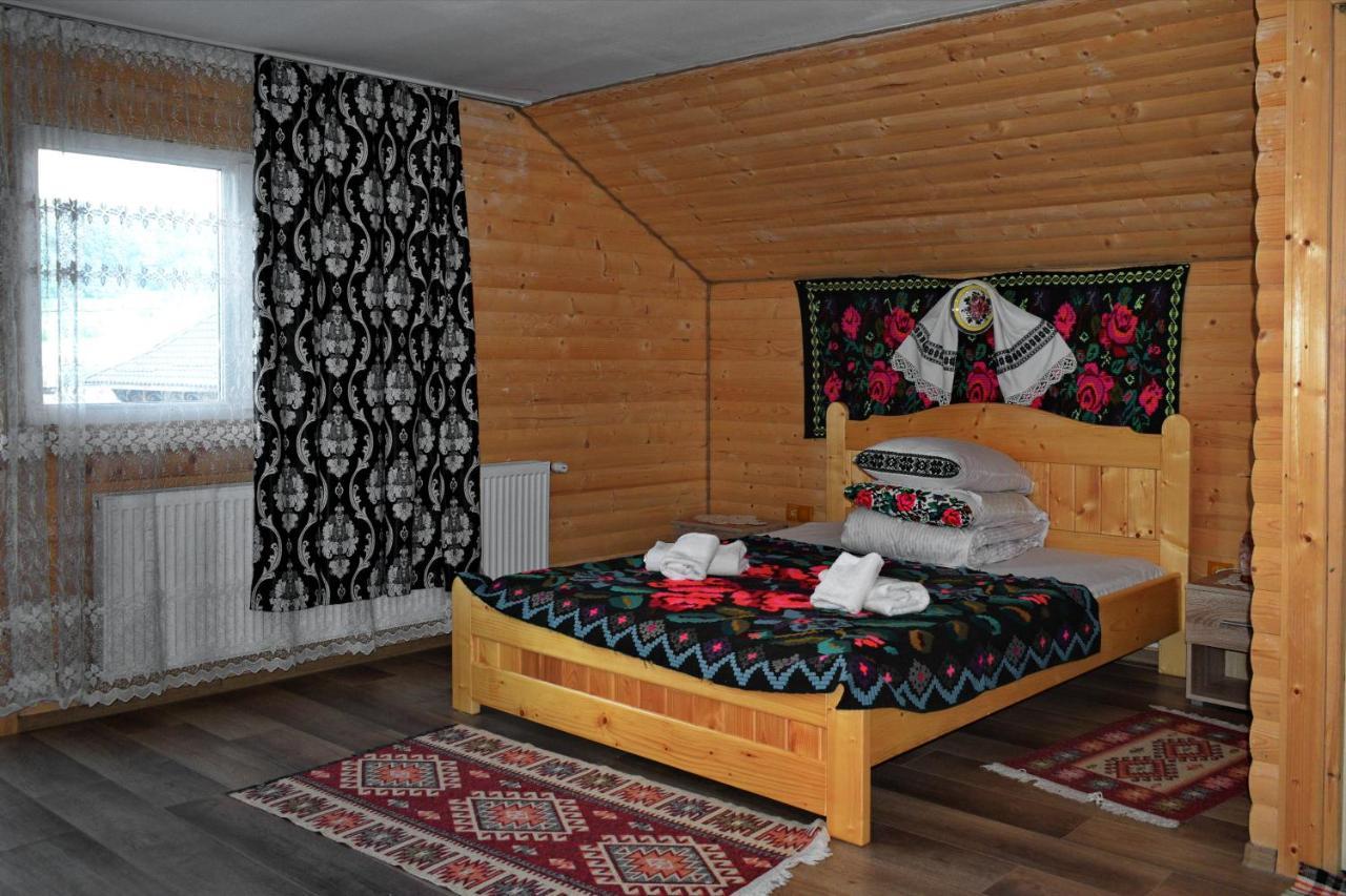 Casa Vladicu Hotell Breb Eksteriør bilde